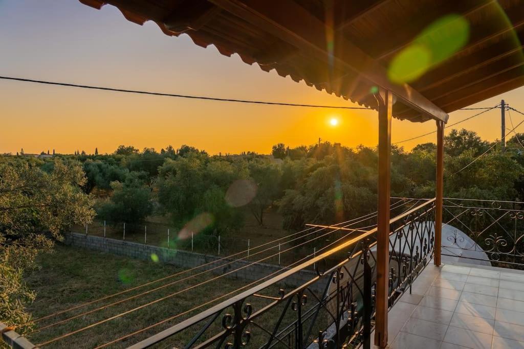 Afroditi Holiday Home- Green View Apartment Свороната Экстерьер фото
