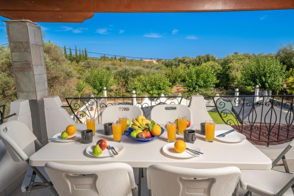 Afroditi Holiday Home- Green View Apartment Свороната Экстерьер фото